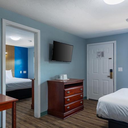 Knights Inn North Attleboro Экстерьер фото